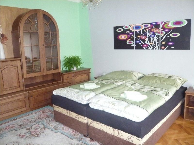 Obrázek - Penzion Rotop - ubytování v pokojích a apartmánu Bojkovice